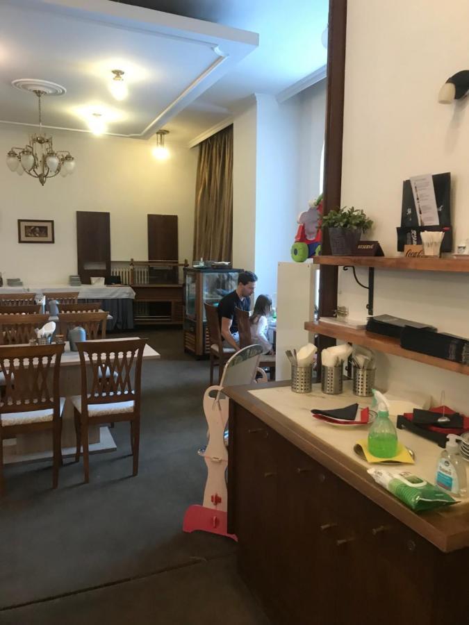 Hotel Labut Vrchlabí Extérieur photo