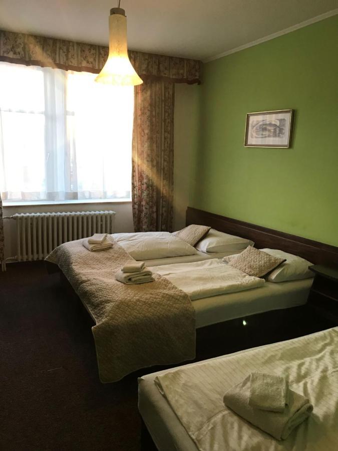 Hotel Labut Vrchlabí Extérieur photo