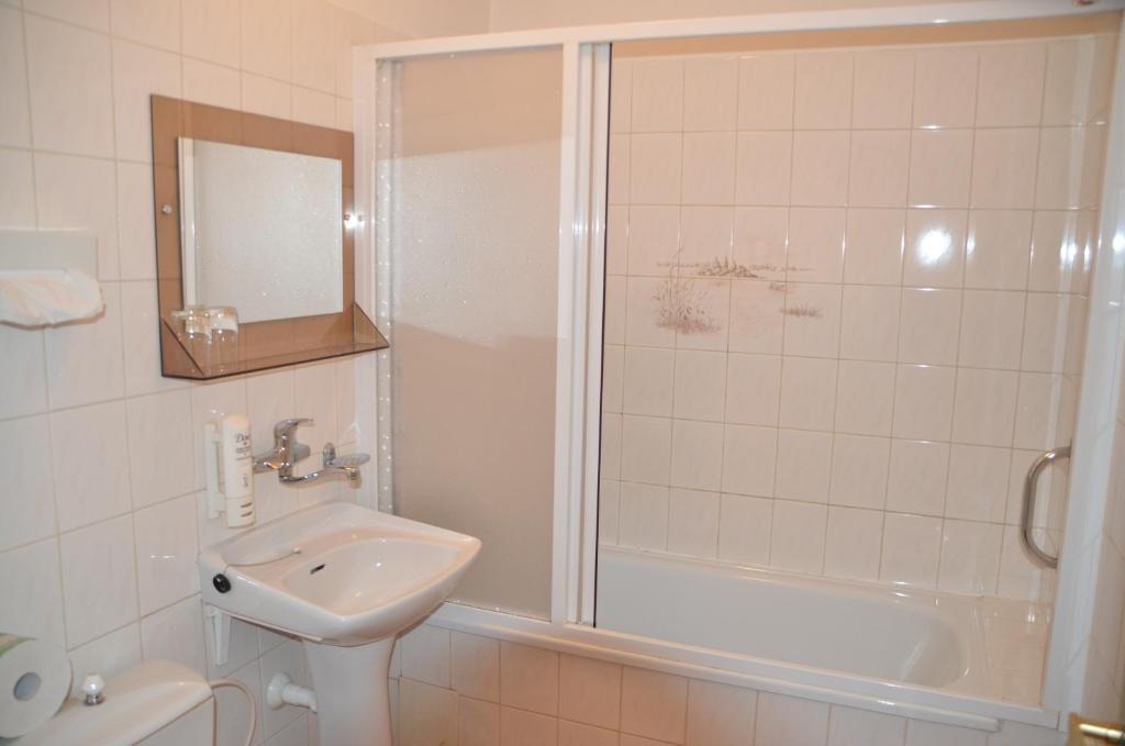 Hotel Labut Vrchlabí Extérieur photo